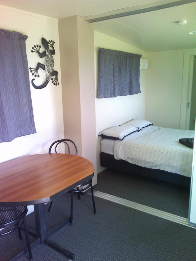 Koati Views Hotel Lake Ohia ภายนอก รูปภาพ